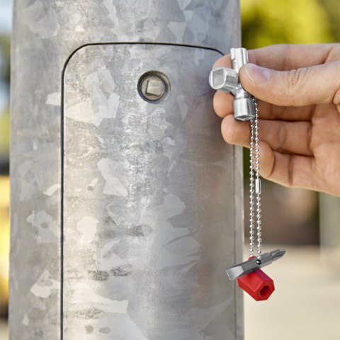 KLUCZE WIELOFUNKCYJNE DO SZAF STEROWNICZYCH KNIPEX