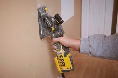 MULTI PILARKA 650W 89MM STANLEY