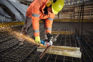 SZLIFIERKA KĄTOWA 125MM GWX 13-125 S 1300W X-LOCK BOSCH