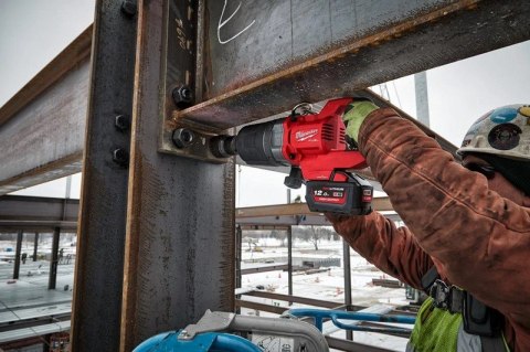 KLUCZ UDAROWY AKUMULATOROWY 1'' 18V ONEFHIWF1DS-121C 1*12.0A MILWAUKEE