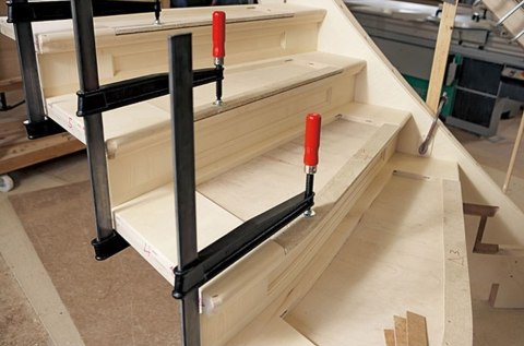 ŚCISK ŚRUBOWY STOLARSKI ŻELIWNY GŁĘBOKI 1500*300MM BESSEY