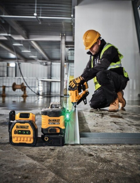 LASER LINIOWY 3-PŁASZCZYZNOWY 12/18V ZIELONA WIĄZKA XR 0*AH DEWALT