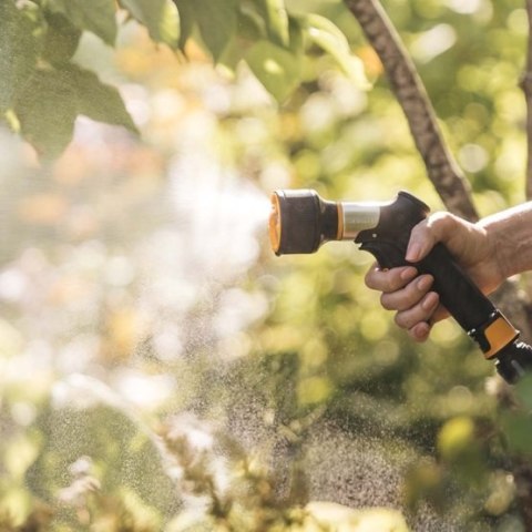 PISTOLET ZRASZAJĄCY 3-FUNKCYJNY FRONT CONTROL FISKARS