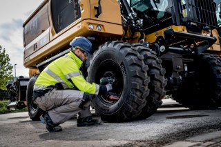 KLUCZ UDAROWY AKUMULATOROWY 3/4'' SSW 18 LTX 1750 BL METABO