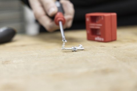 MAGNETYZER/DEMAGNETYZER WIHA