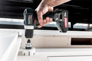 WIERTARKO-WKRĘTARKA AKUMULATOROWA 18V BS 18 L BL 2*2.0AH METABO