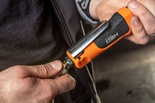 SZLIFIERKA PNEUMATYCZNA PROSTA 1/4'',1/8'' - 6 MM/3MM 25000 NEO