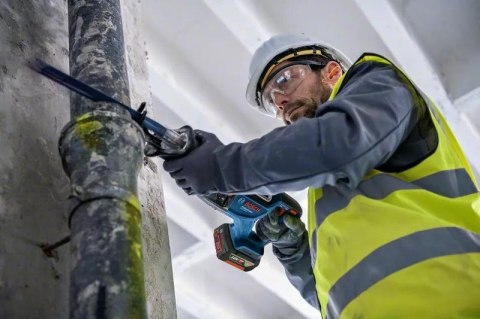 PIŁA SZABLASTA AKUMULATOROWA GSA 185-LI 1*5.0AH WALIZKA BOSCH