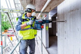 MŁOT UDAROWY OBROTOWY AKUM. SDS-MAX GBH 18V-45C 0*AH BOSCH