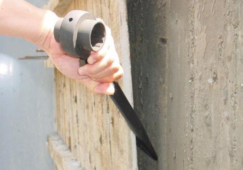 DWUSTRONNY KLUCZ NASADKOWY Z GRZECHOTKĄ 27*30MM, DŁ. 402MM KING TONY