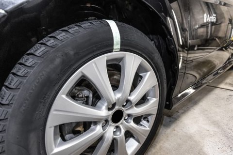 CZERNIDŁO DO PLASTIKU I GUMY 250ML MOJE AUTO