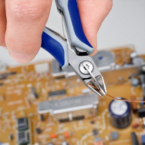 SZCZYPCE TNĄCE BOCZNE DLA ELEKTRONIKÓW 125MM KNIPEX