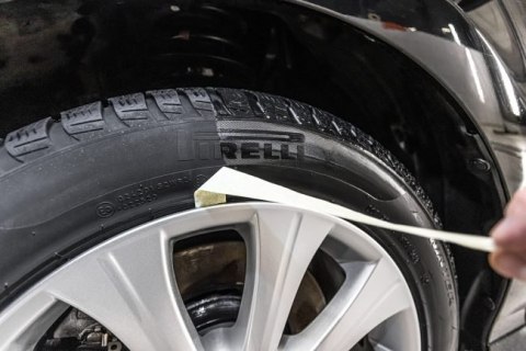 MLECZKO DO PIELĘGNACJI OPON 750ML ATOMIZER MOJE AUTO