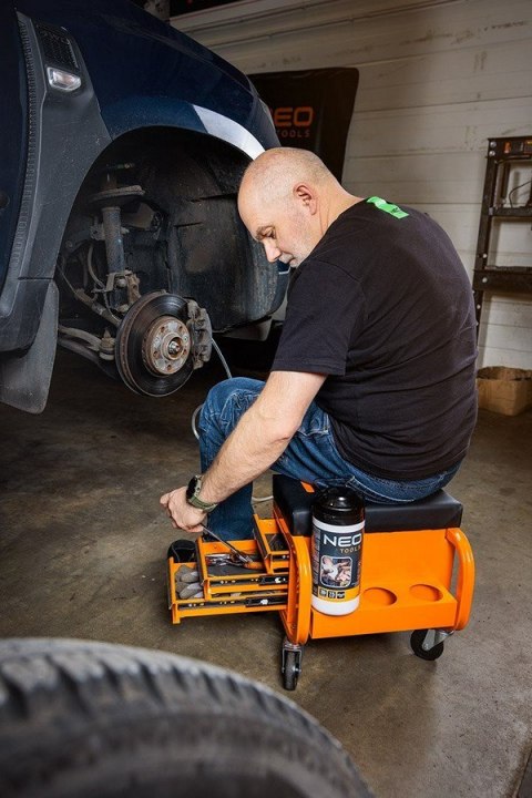 STOŁEK WARSZTATOWY NA KÓŁKACH Z SZUFLADAMI NA NARZĘDZIA NEO