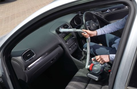 ODKURZACZ RĘCZNY FLEXI 12 V BLACK&DECKER