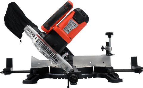 UKOŚNICA 225M 1800W Z LASEREM YATO