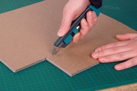 NÓŻ LEKKI Z OSTRZEM 18MM WOLFCRAFT