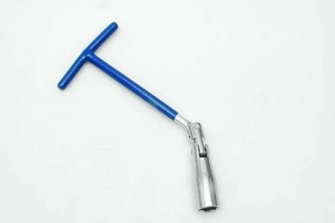 KLUCZ DO ŚWIEC 16MM VOREL