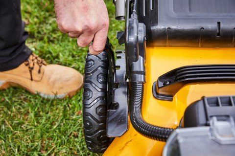 KOSIARKA DO TRAWY AKUMULATOROWA 48CM 2*18V 0*AH DEWALT