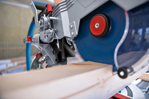 UKOŚNICA AKUMULATOROWA GCM 18V-216 DC 0*AH BOSCH