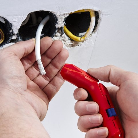 UNIWERSALNE NARZĘDZIE DO ŚCIĄGANIA IZOLACJI KNIPEX