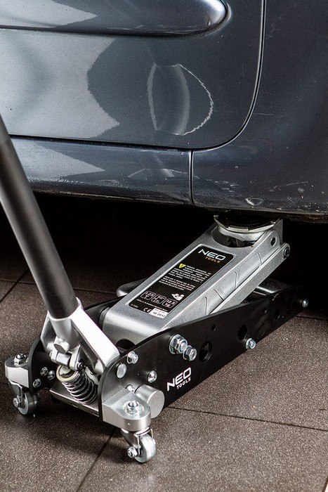 PODNOŚNIK HYDRAULICZNY ALUMINIOWY 1.5T NEO