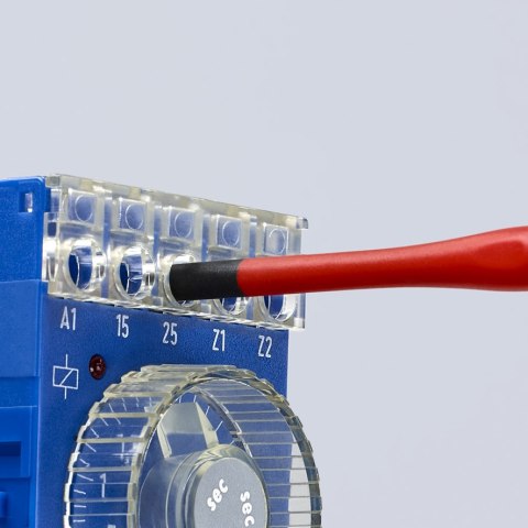 WKRĘTAK PHILLIPS SLIM Z IZOLACJĄ 80 MM PH1 KNIPEX